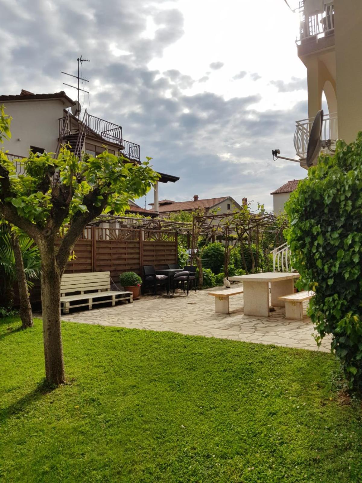 Trbovic Apartments Peaceful Stay With Free Parking, Pet-Friendly, And Bike Storage In Umag Exterior photo