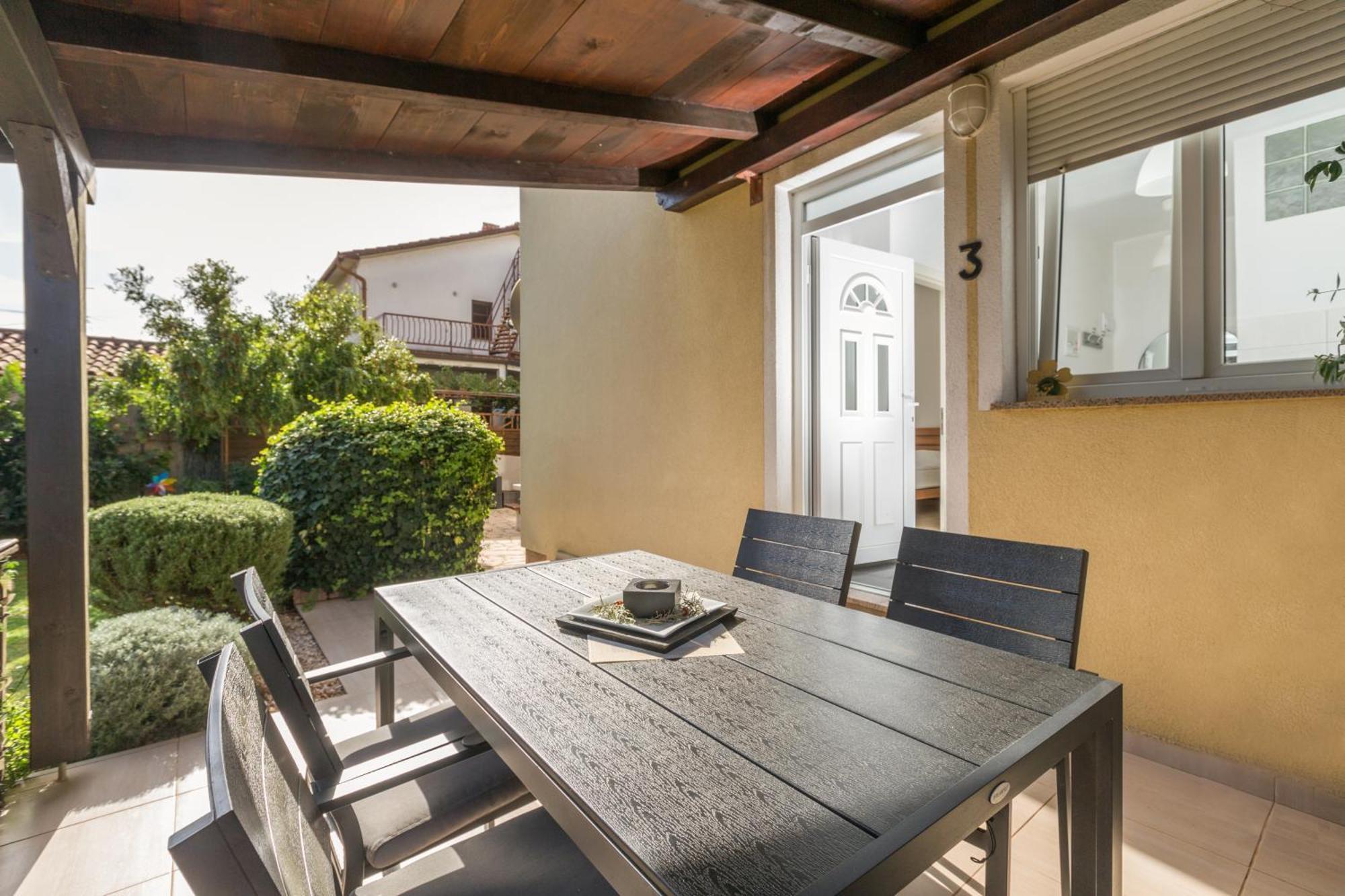 Trbovic Apartments Peaceful Stay With Free Parking, Pet-Friendly, And Bike Storage In Umag Exterior photo