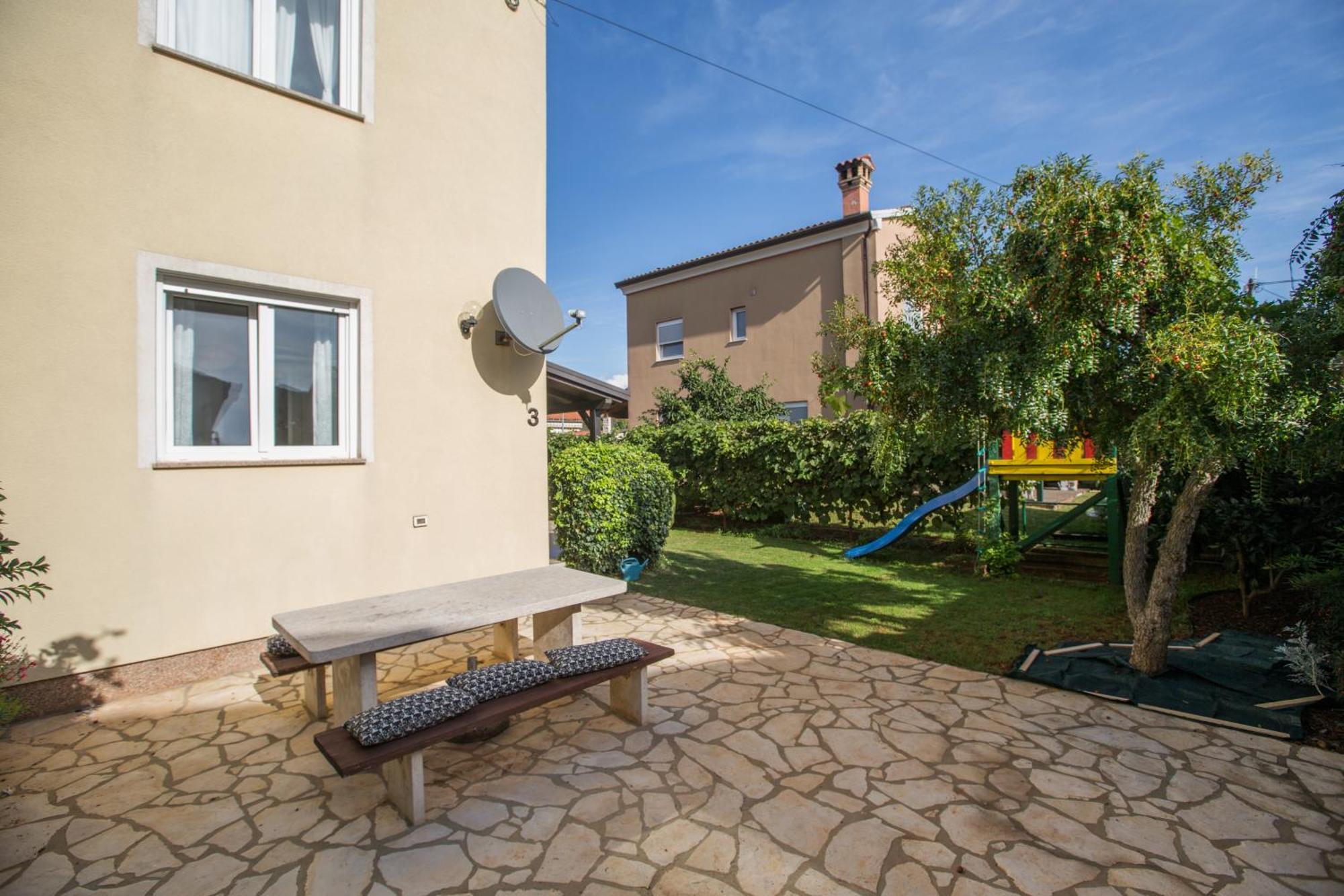 Trbovic Apartments Peaceful Stay With Free Parking, Pet-Friendly, And Bike Storage In Umag Exterior photo