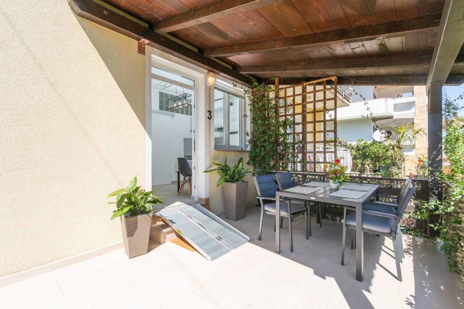 Trbovic Apartments Peaceful Stay With Free Parking, Pet-Friendly, And Bike Storage In Umag Exterior photo